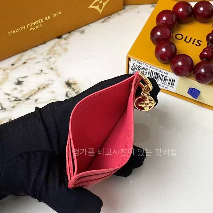 fab87e9cd4fea4ac2d2e45a5bce3b6f7_1750330750_967.jpg