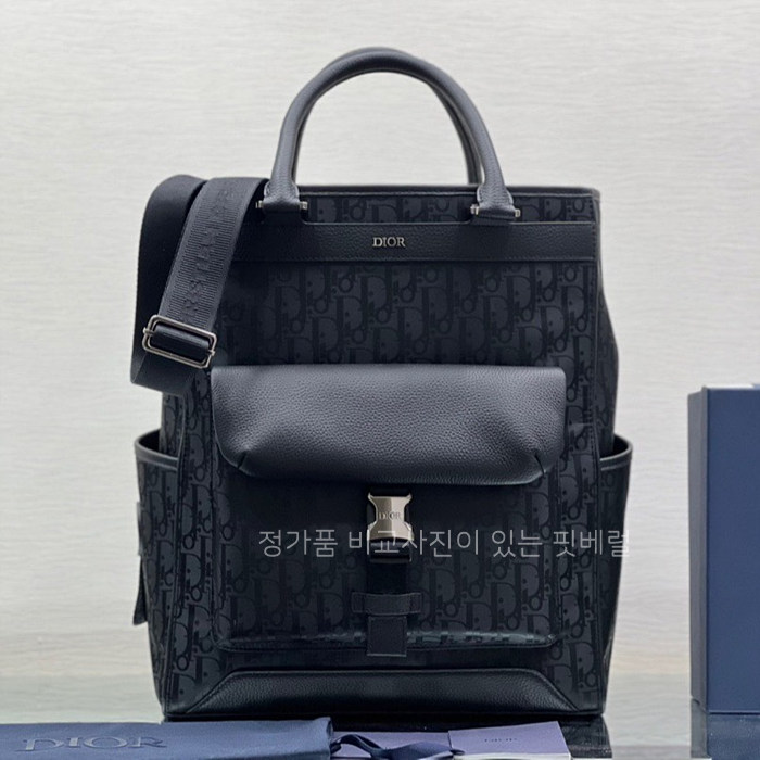 디* 1ESSH069YIH D*OR EXPLORER 토트 백팩 남성용