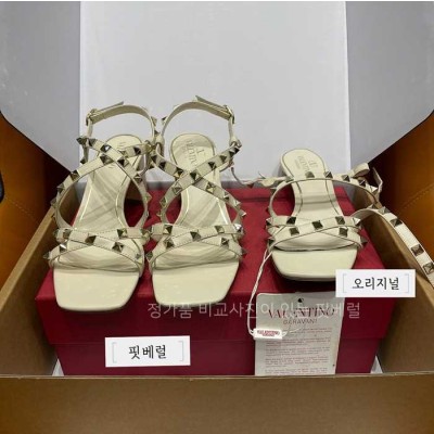 발*티노 락스터드 스트랩 샌들 힐 5cm