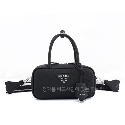 [국내배송] 프*다 1BB102 핸드백