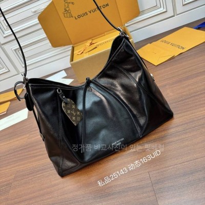 루*비통 M25143 캐리올 다크 MM
