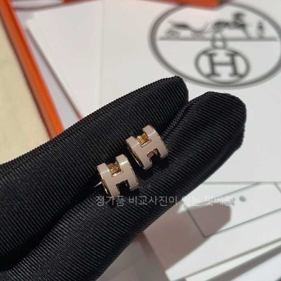 [국내배송] 에*메스 미니 팝아슈 H 이어링