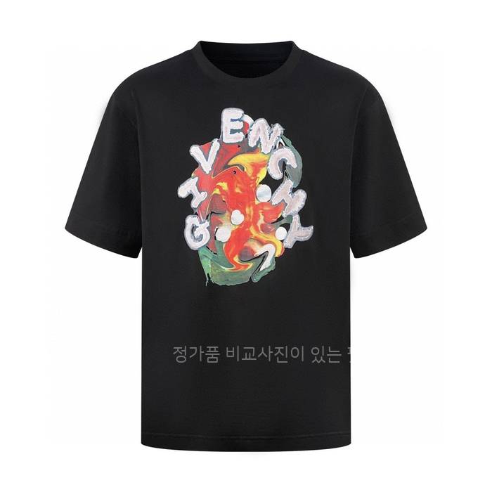 지*시 프린트 반팔티셔츠
