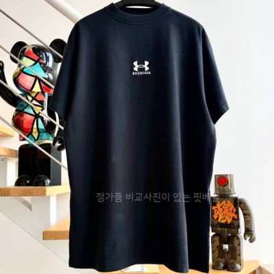 발*시아가x언*아머 콜라보 반팔티셔츠