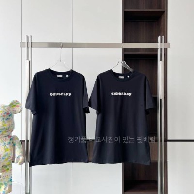 버*리 로고 반팔티셔츠