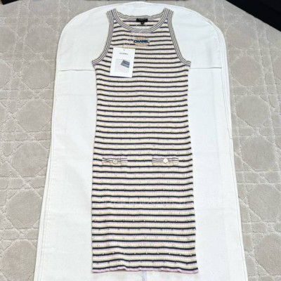 샤* 25P 스트라이프 슬리브리스 니트 원피스