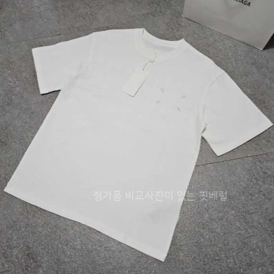 [국내배송] 메*마르지엘라 자수 넘버 티셔츠 화이트