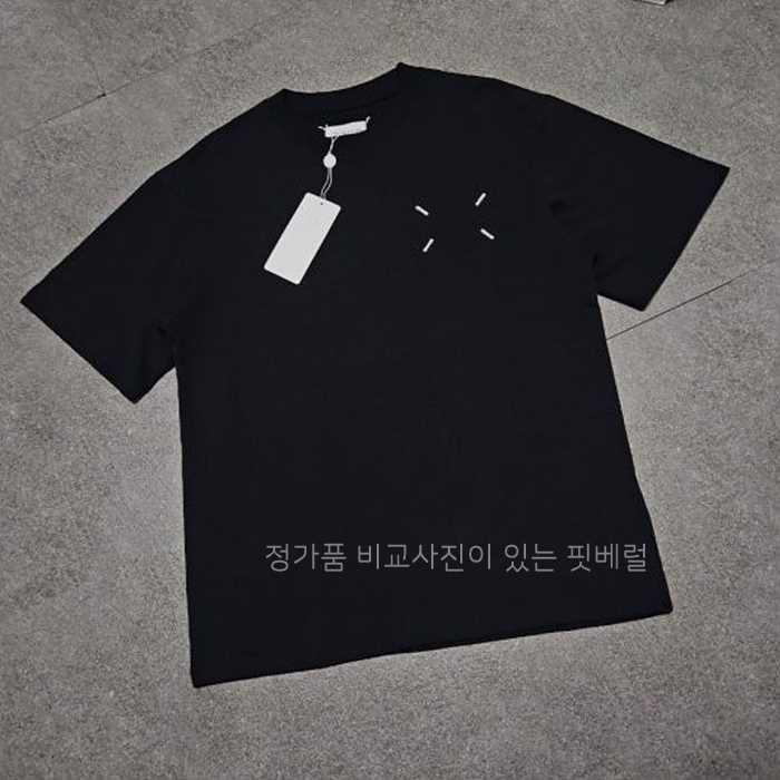[국내배송] 메*마르지엘라 자수 넘버 티셔츠 블랙