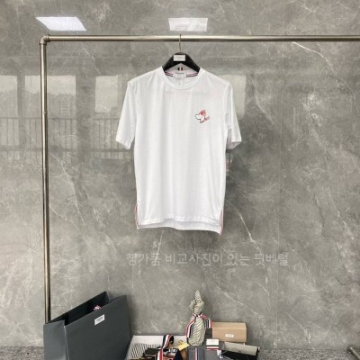 톰*라운 도그 프린트 반팔티셔츠