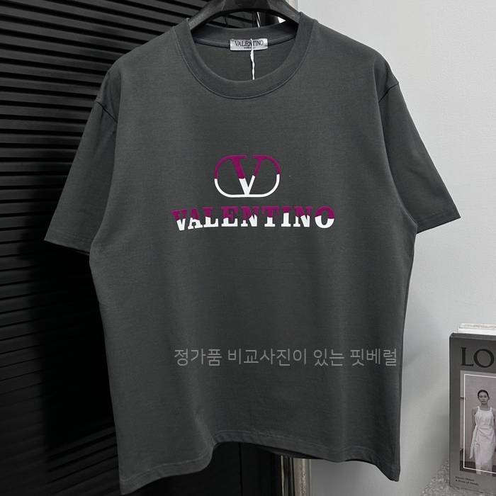 발*티노 로고 반팔티셔츠