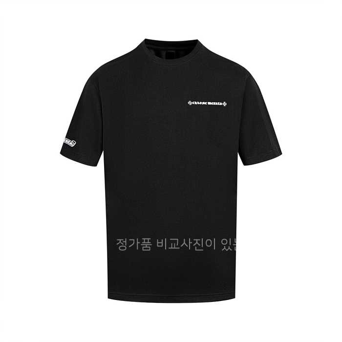 [국내배송] 크*하츠 로고 라운드 티셔츠