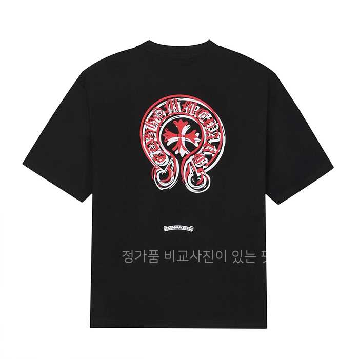 [국내배송] 크*하츠  로고 라운드 티셔츠