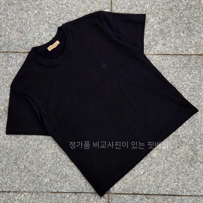 [국내배송] 버*리 자수로고 코튼 반팔