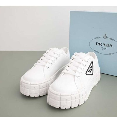 [국내배송] 프*다 Re-Nylon 개버딘 스니커즈