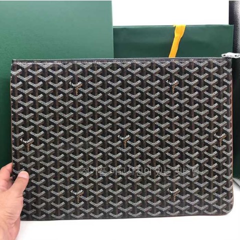 [*영*님의 현지 검수사진] 고*드 파우치 40cm _콤비
