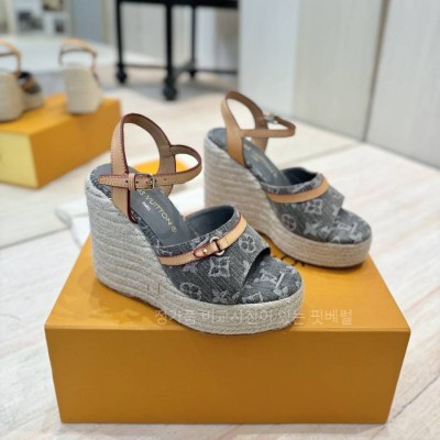 루*비통 헬리오스 웨지 샌들 12cm