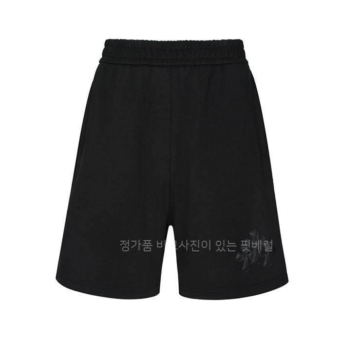 크*하츠 가죽 패치 로고 쇼츠 반바지