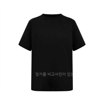 아* 파리즈 하트 엠보싱 반팔티셔츠