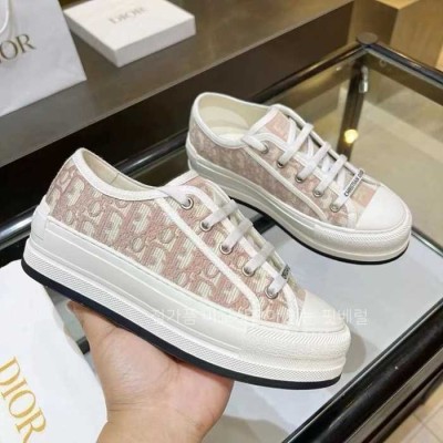 [국내배송] 디* Walk'n'Dior 플랫폼 스니커즈