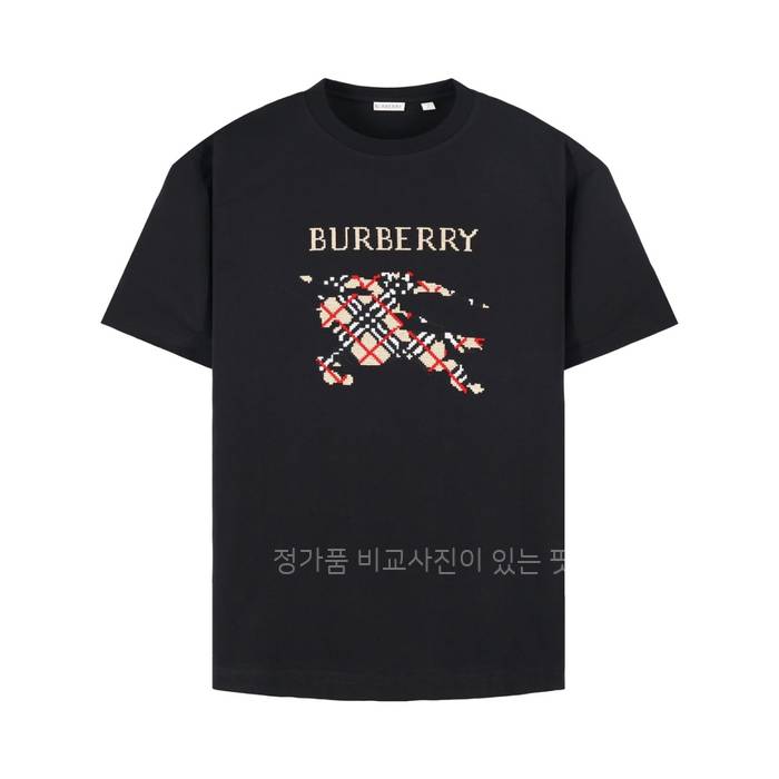 버*리 크로스 스티치 EKD 반팔티셔츠