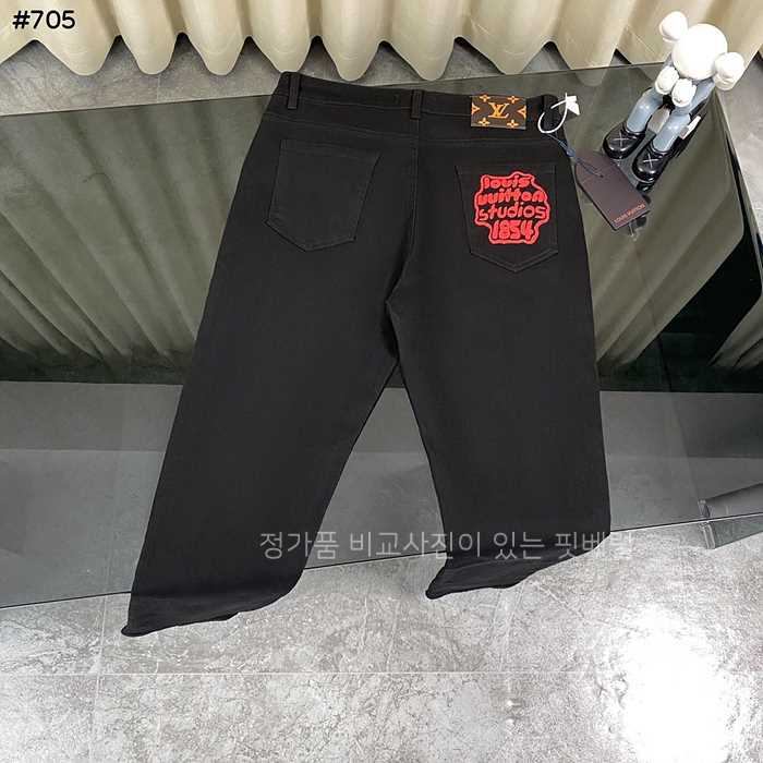 [국내배송] 루*비통 24SS 1854 모노그램 블랙 데님팬츠