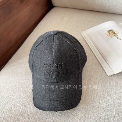 [국내배송] 미*미우 로고 빈티지 데님 베이스 볼캡