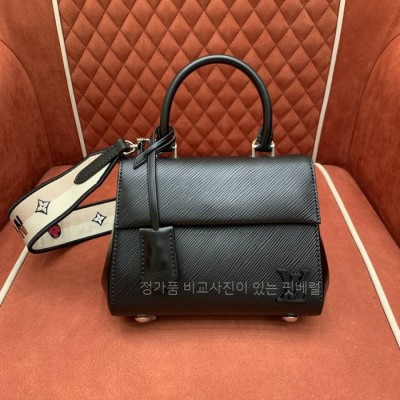 루*비통 M58925 클루니 미니