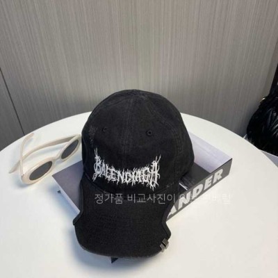 [국내배송] 발*시아가 락킹 자수 시그니처