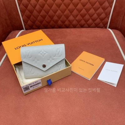루*비통 M13466 빅토린 월릿 반지갑