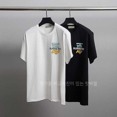 [국내배송] 버*리 투톤 패턴 코튼 반팔티 (2color)