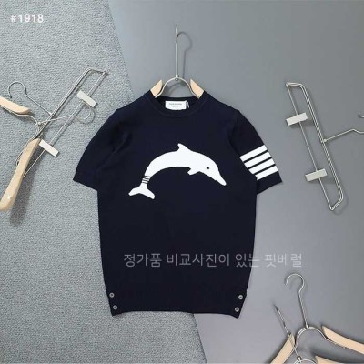 [국내배송] 톰*라운 돌핀 인타르시아 라운드 반팔 니트 (2color)