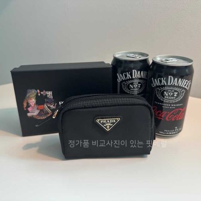 [국내배송] 프*다 파우치 금장