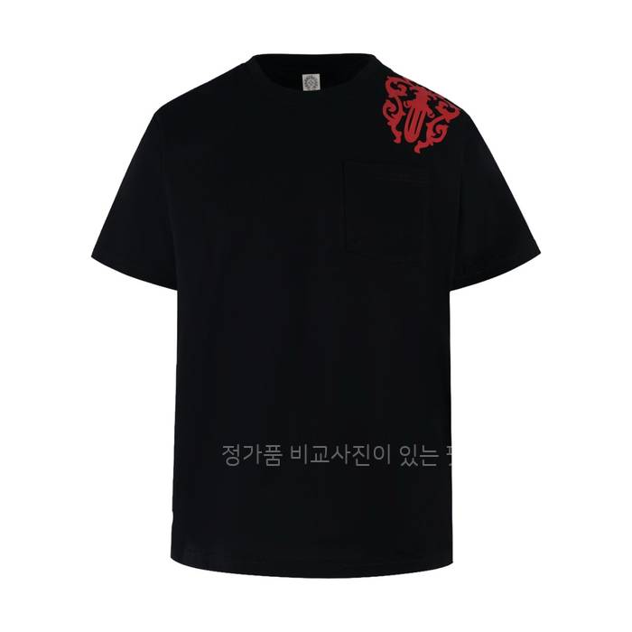 크*하츠 숄더 로고 반팔티셔츠