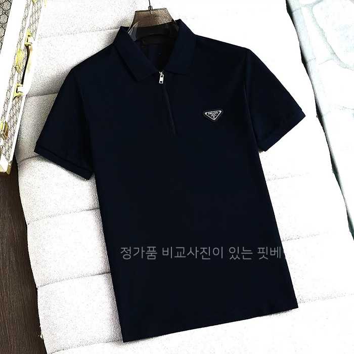 [국내배송] 프*다 삼각로고 카라 티셔츠 (2color)