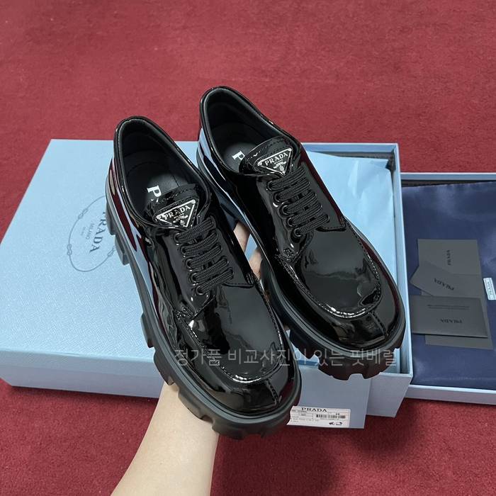 프*다 모놀리스 레이스업 로퍼