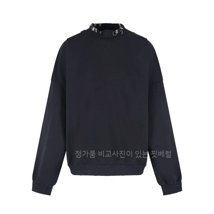 발*시아가 피어싱 스웨트셔츠 맨투맨