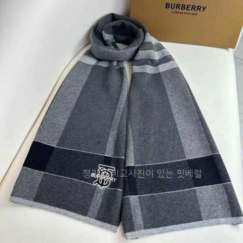 [국내배송] 버*리 시그니처 패턴 머플러 (2color)