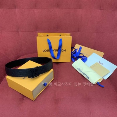 루*비통 M0424 LV 이니셜 리버서블 벨트
