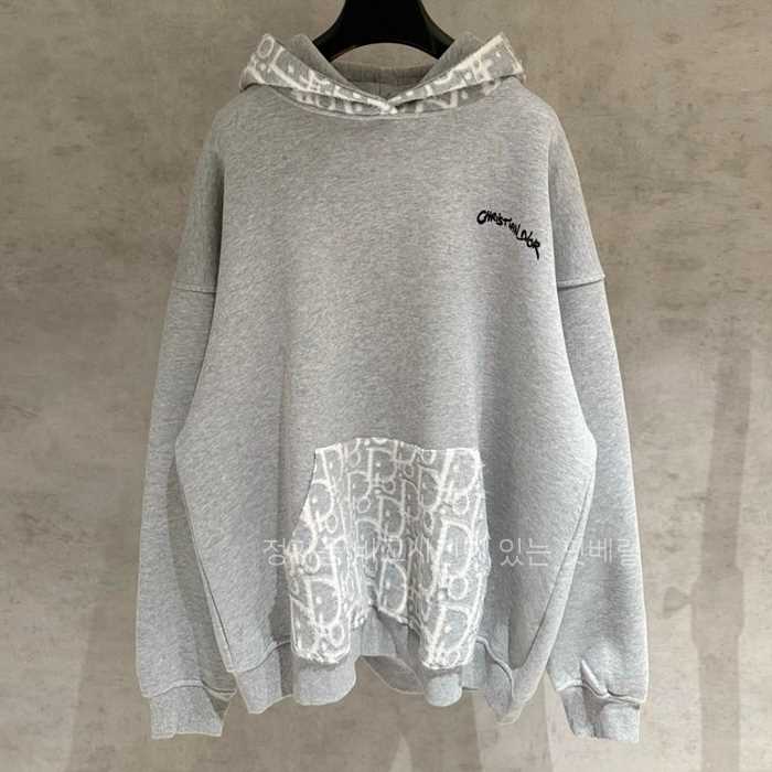 [국내배송] 디* 레터링자수 오블리크 후드