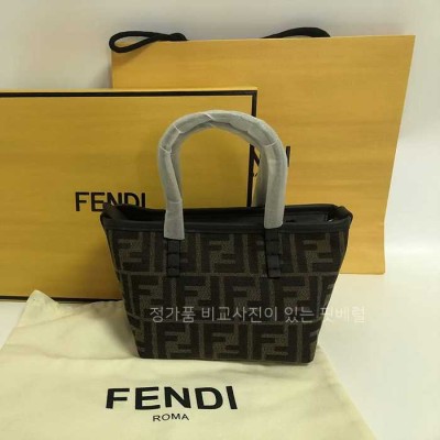 [*정*님의 현지 검수사진] 펜* 롤 자카드백 미니