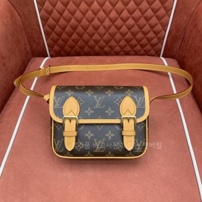 루*비통 M26805 사첼 웨어러블 월릿 크로스백 남녀공용