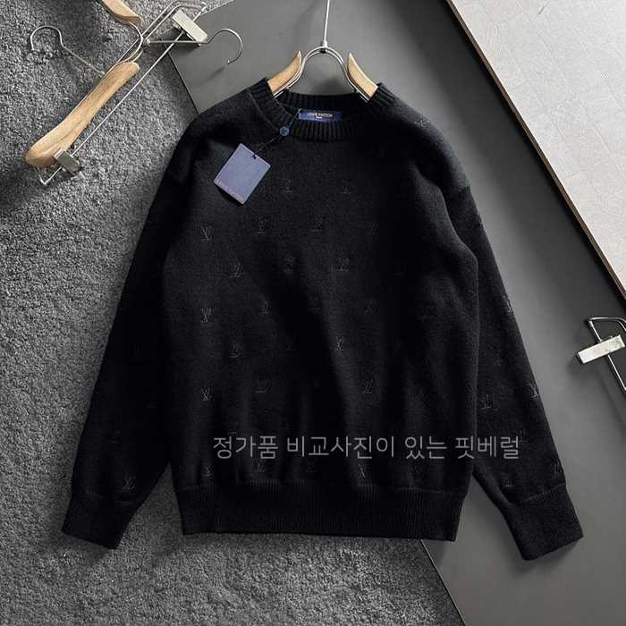 [국내배송] 루*비통 엠브로이더드 시그니처 크루넥 니트