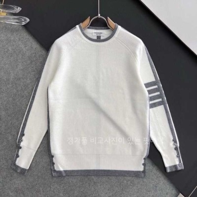 [국내배송] 톰*라운 4bar 라인 배색 라운드 니트