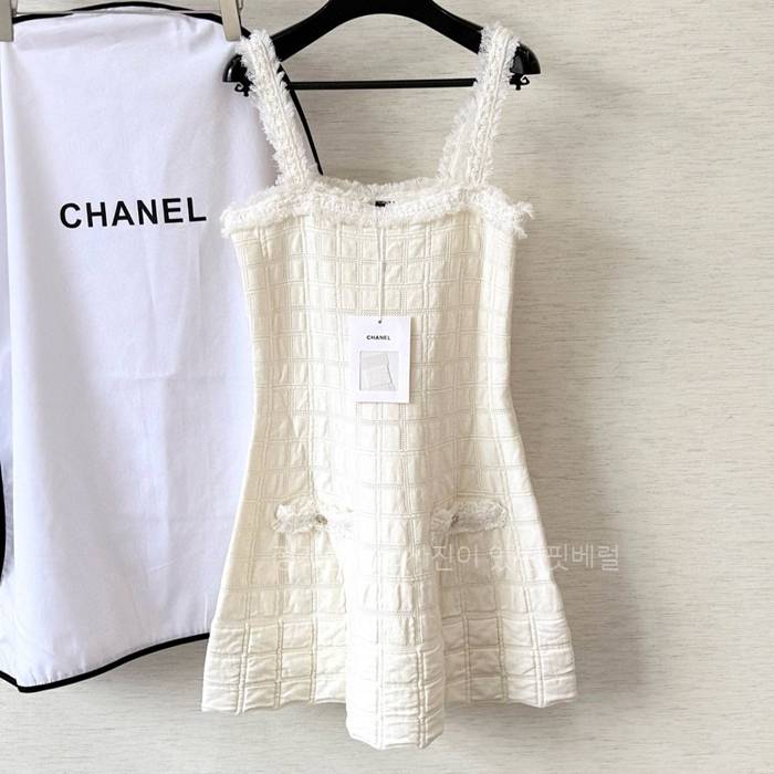 샤* 플레드 슬리브리스 자카드 슬립 드레스