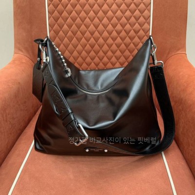 루*비통 M13986 배가본드 호보백 남성용