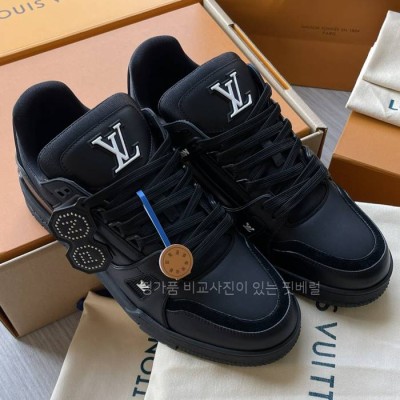 루*비통 LV 트레이너 스니커즈