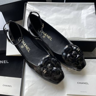 샤* 까멜리아 앵클 스트랩 발레리나 플랫슈즈