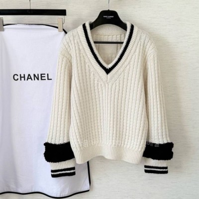 샤* 케이블 V넥 니트