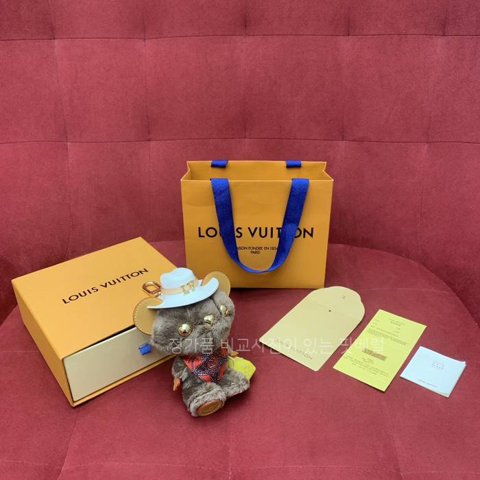 루*비통 M03176 LV 루이 베어 백 참