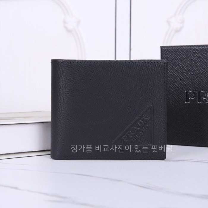 프*다 Saffiano 반지갑
